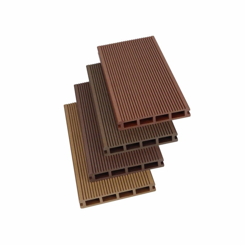 Design moderno e levigato, pavimentazione in composito di legno-plastica durevole - SAYRUO
